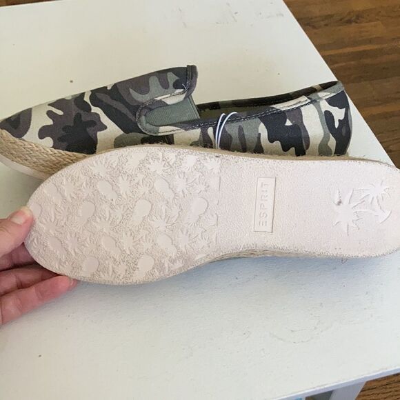 Esprit Camo Espadrille Loafer - Picture 6 of 7